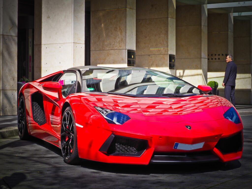 How Much Does It Cost to Rent a Lamborghini? - Wake Up Roma!