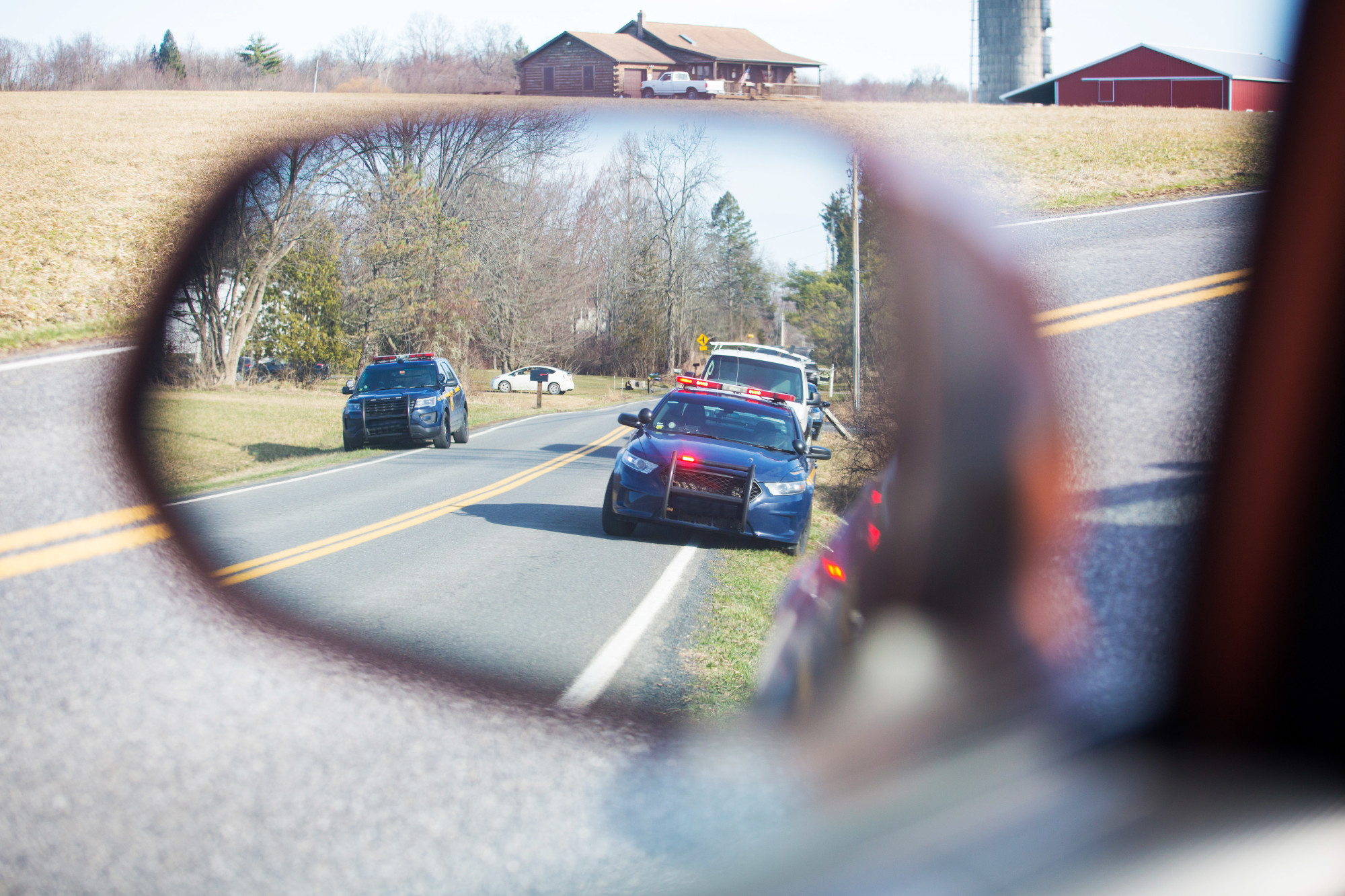 If you get pulled over for speeding, you need to first remain calm. This guide will walk you through what to do if you get a speeding ticket.