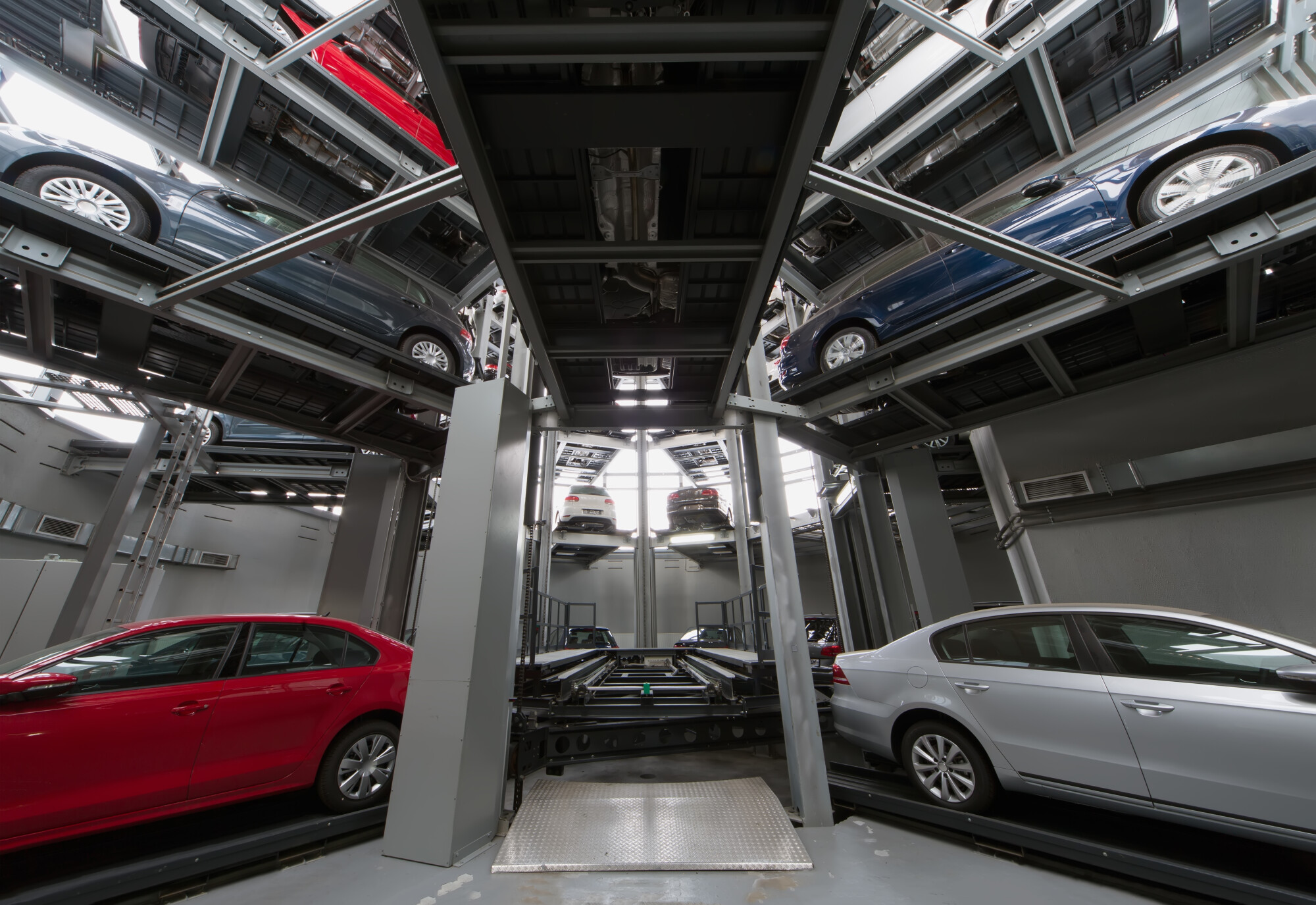 Are you looking for vehicle storage options in Mukilteo, WA? Read about how to choose the right fit for your needs and budget.