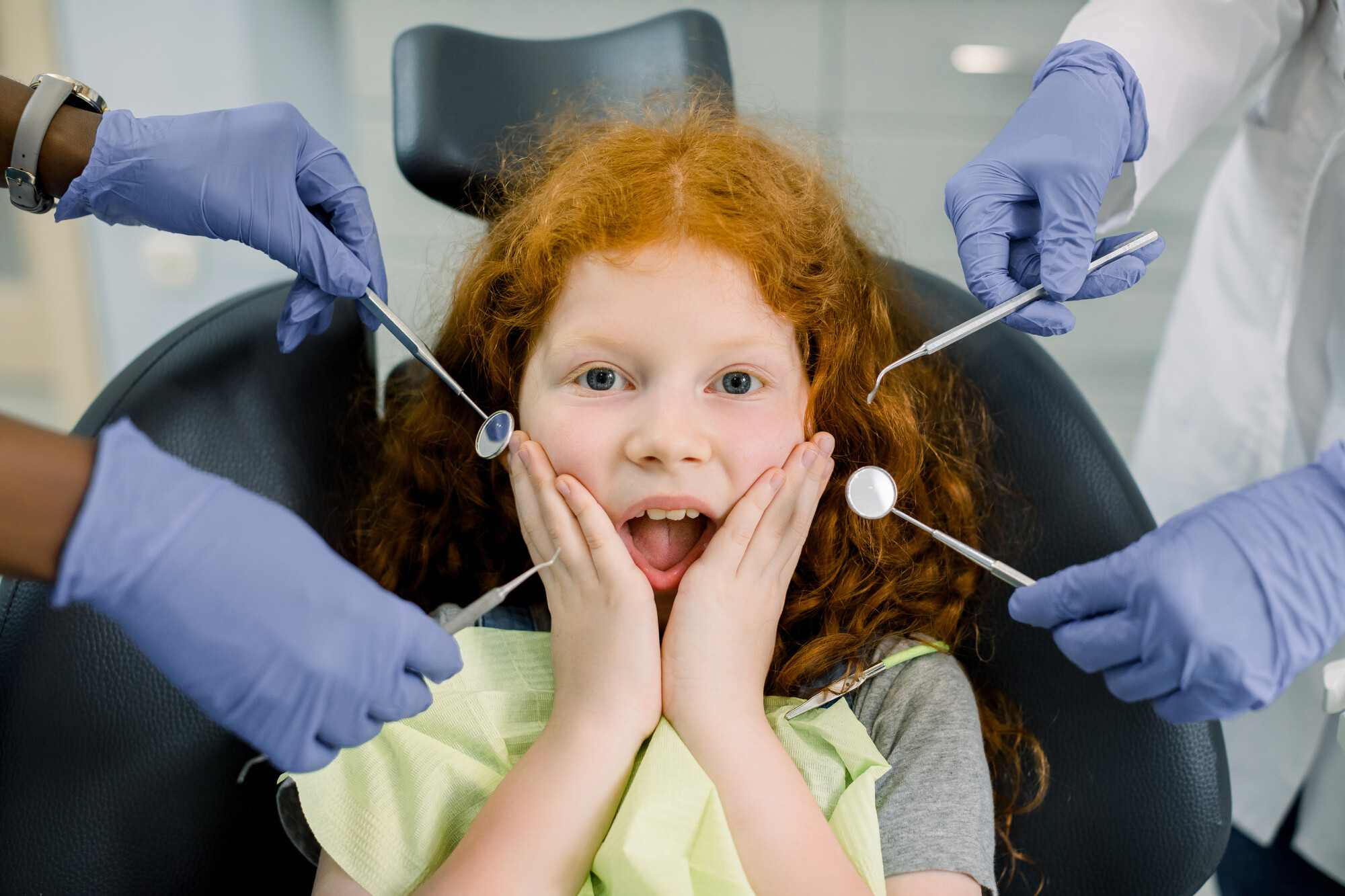 Are you on the search for a new pediatric dentist for your child? This is how to choose a dentist that will best fit your little one's needs.