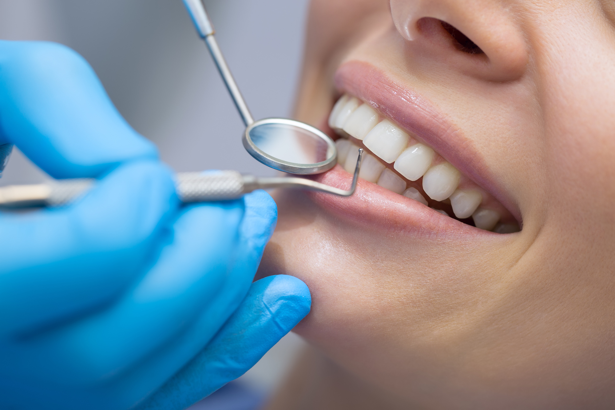 Did you know that not all dentists are created equal these days? Here's how simple it actually is to choose the best dentist in your local area.